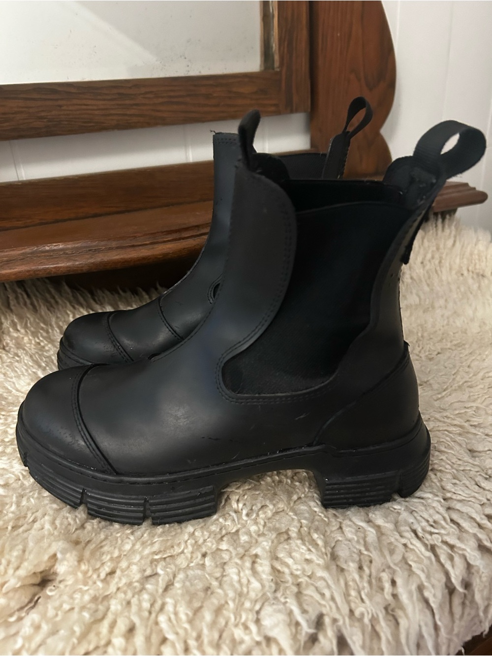 GANNI Rubber Chelsea Boot - Women size 5